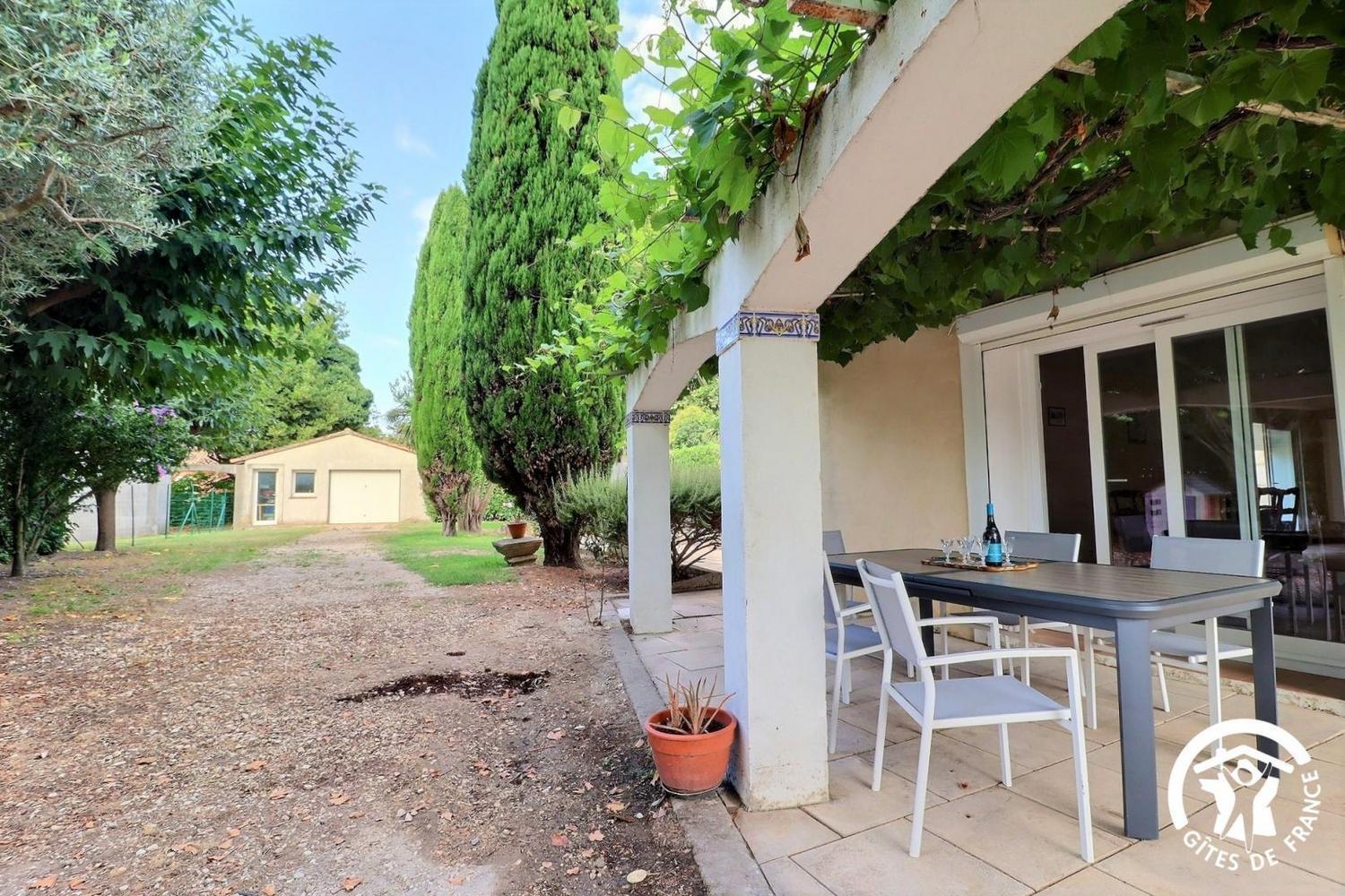 Villa Mariella Arles Buitenkant foto